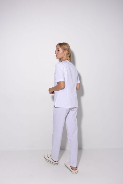 Жіночий медичний костюм Chic білий 652378423 фото