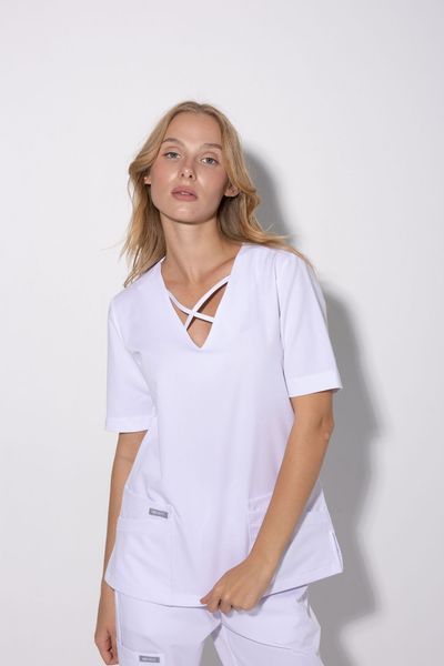Жіночий медичний костюм Chic білий 652378423 фото